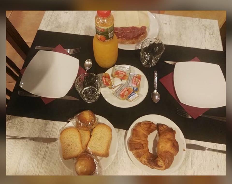 Hostal Can Barrina Arnés المظهر الخارجي الصورة